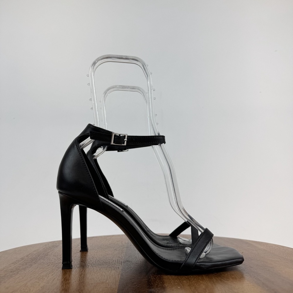 Womens Steve Madden Piked Ankle Strap Open Toed Black Leather Heels Size 7 M GUC